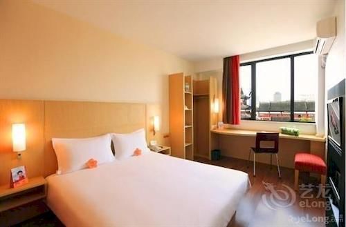 Ibis Changchun Jianshe Street Exterior photo